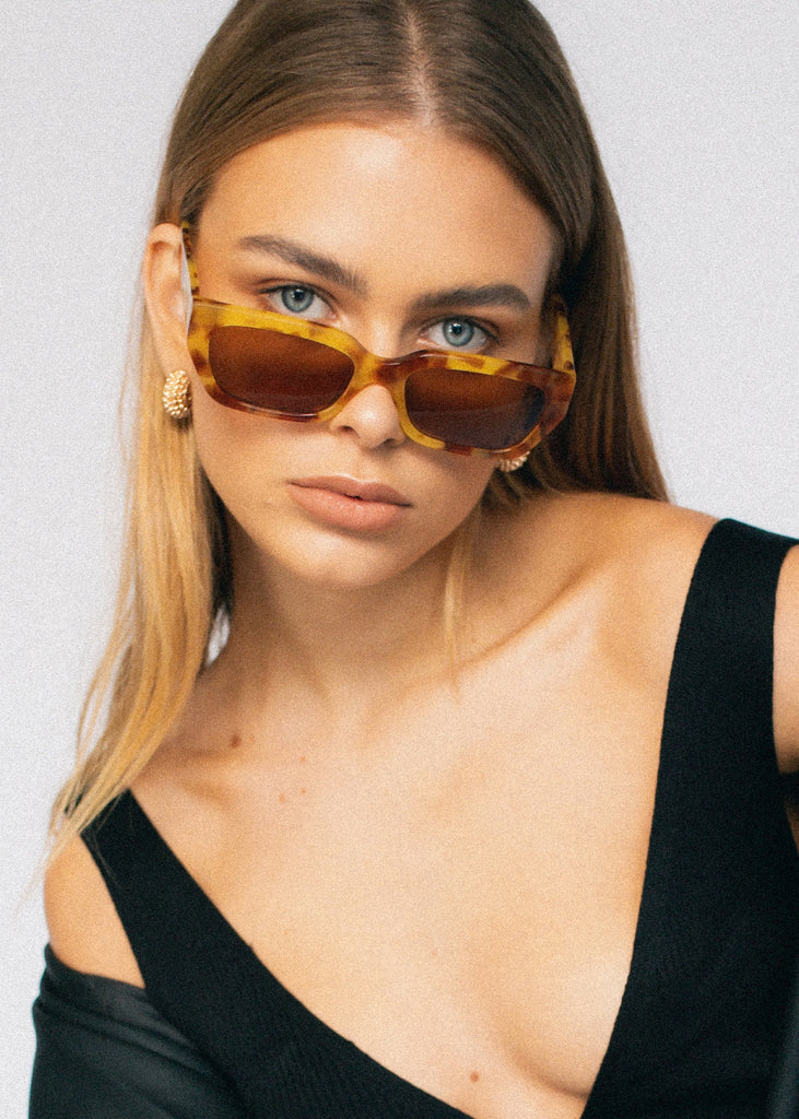 The Gigi - Sepia Tort Sunglasses